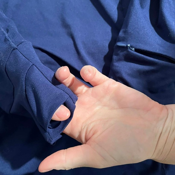 Hoodie long sleeves athletic pullover - Picture 4 of 4